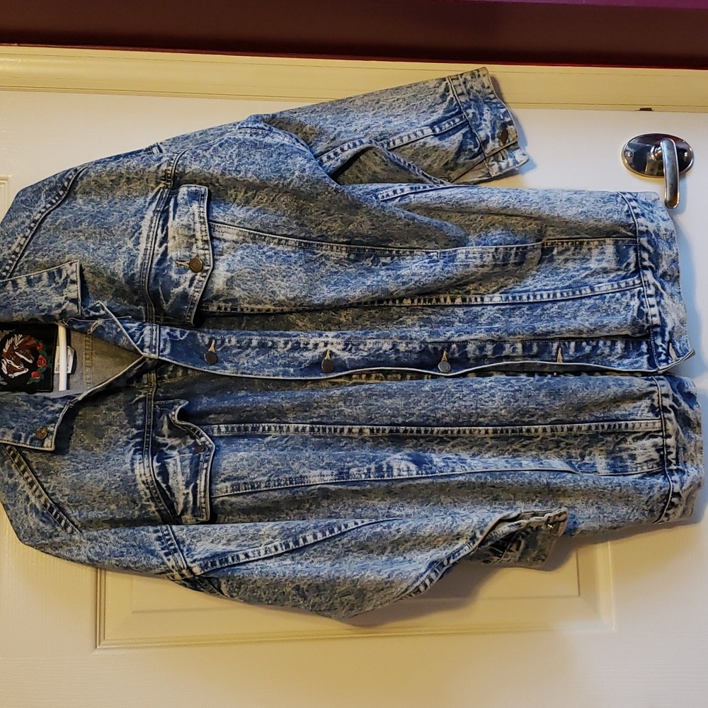 Denim distressed jean jacket